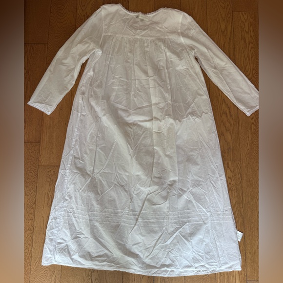 Eileen West White Long Sleeve Nightgown - Picture 5 of 16